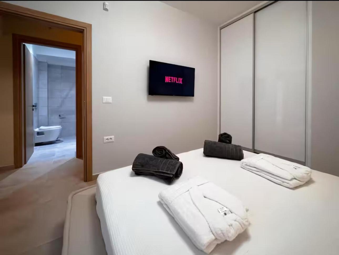 Elegant Vip - Town Apartamento Atenas