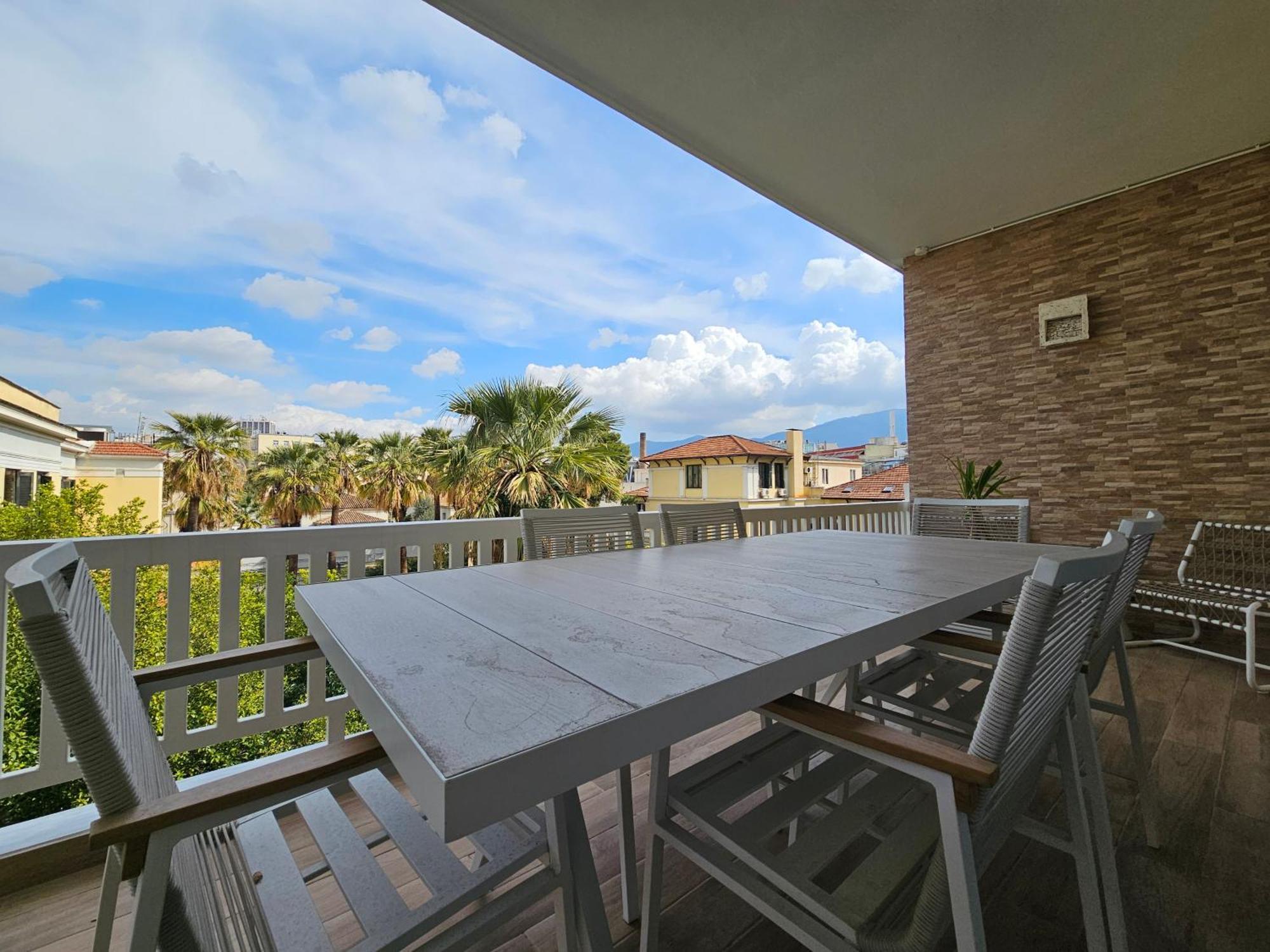 Elegant Vip - Town Apartamento Atenas